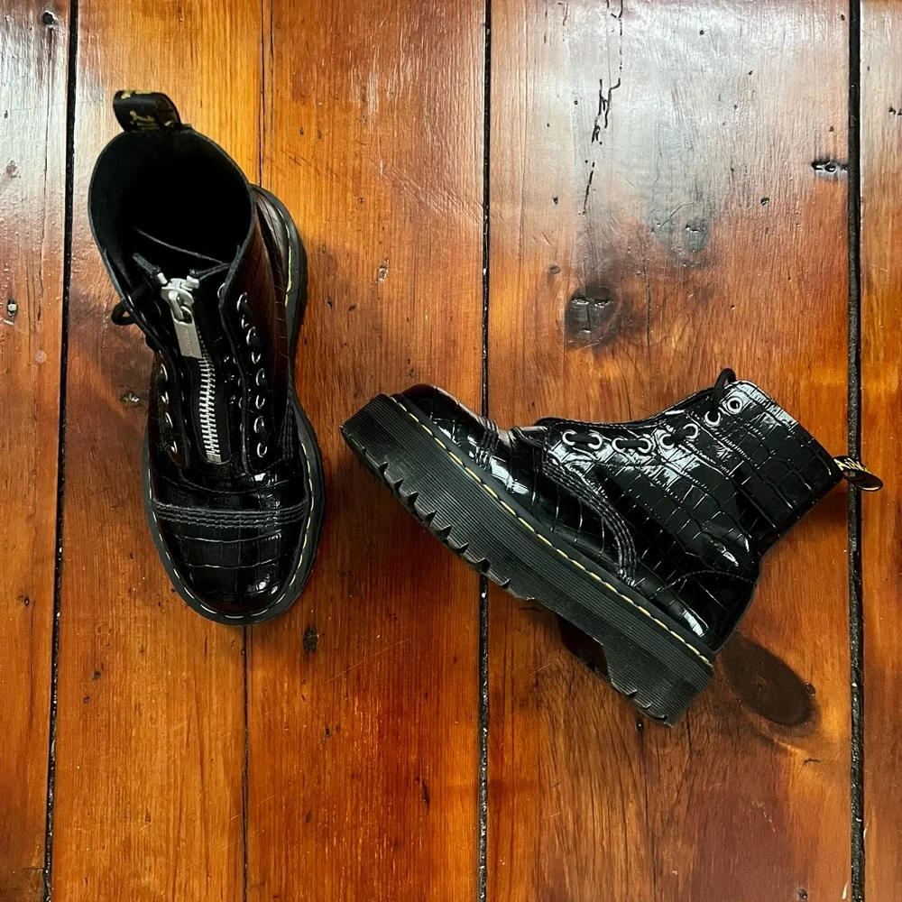 Glossy Black Croc-Embossed Boots - Picture 2 of 3